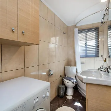 Casa Di Zou شقة Skála Marión